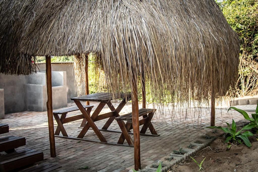 East Africa Safaris Villa Chizavane Eksteriør billede